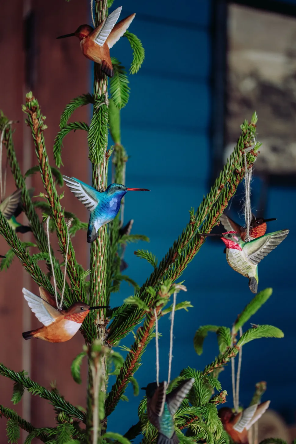 Dekoracja drewniana wisząca kolibry niebieskie