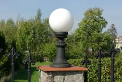 Lampa ogrodowa stojąca kula lampa zewnętrzna żeliwna 20fi